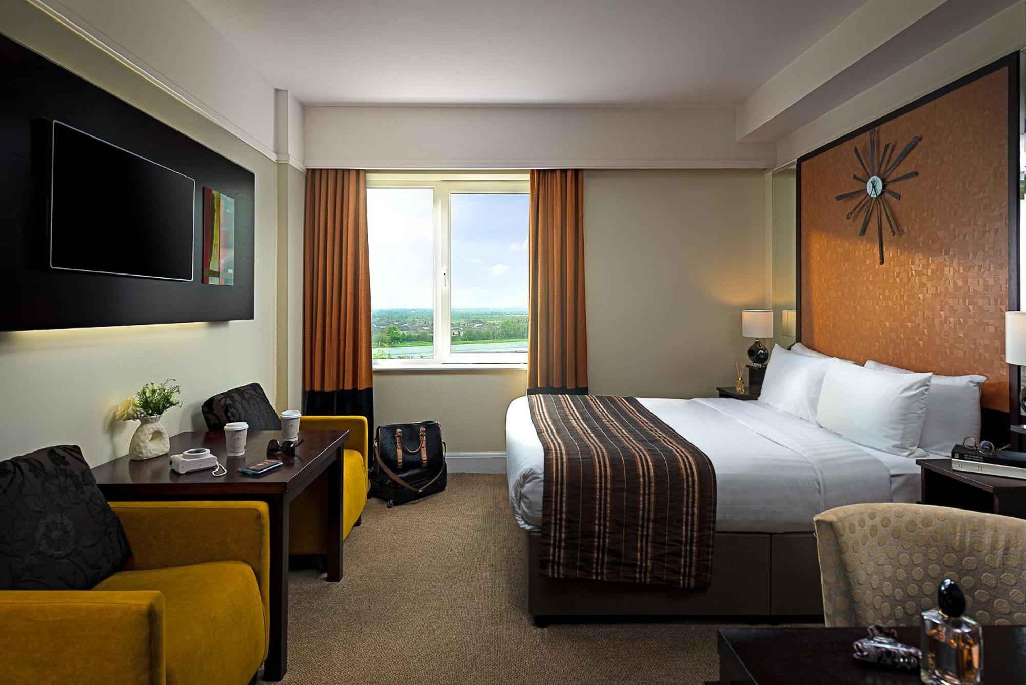 Carlton Hotel Blanchardstown Kültér fotó