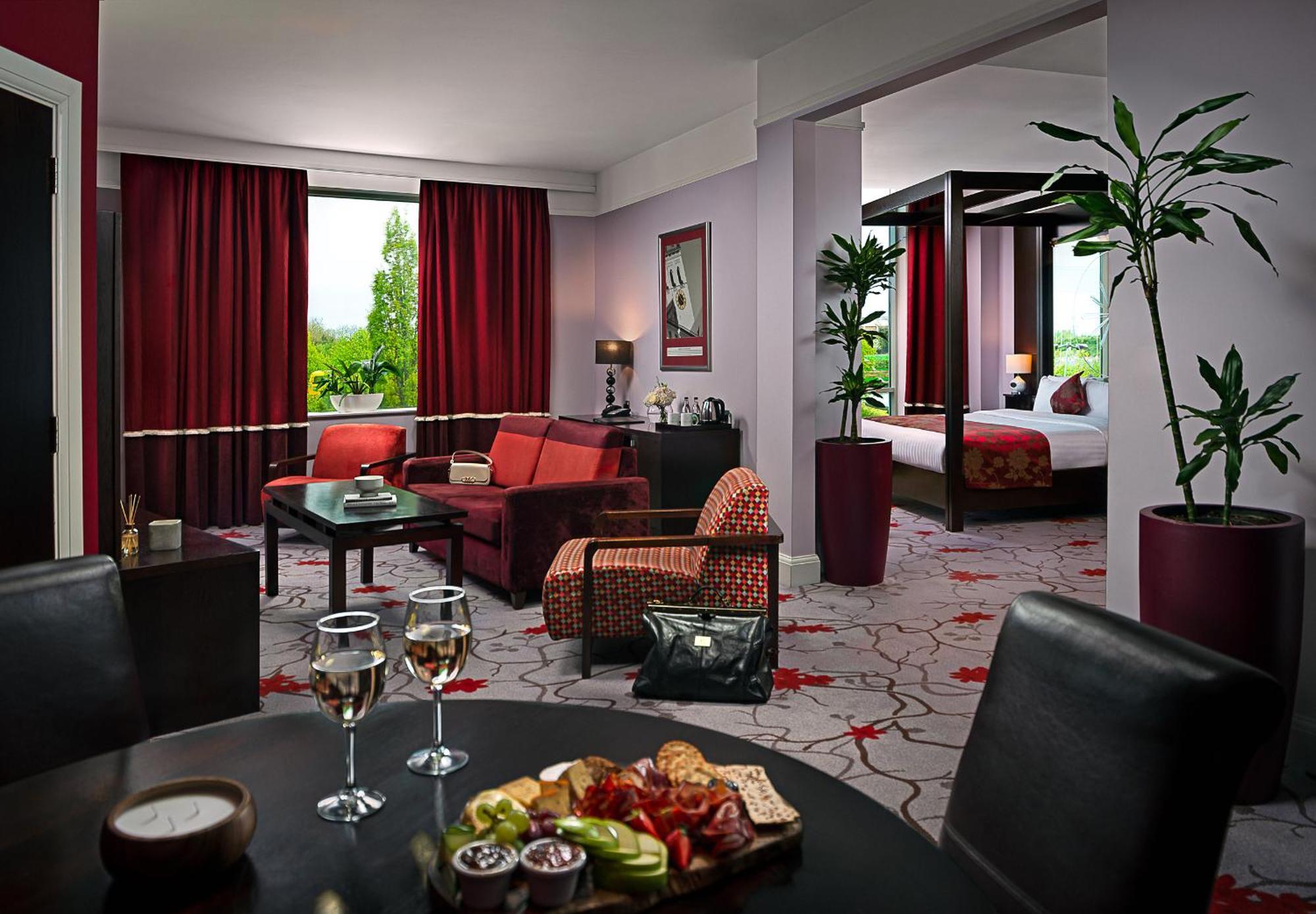 Carlton Hotel Blanchardstown Kültér fotó